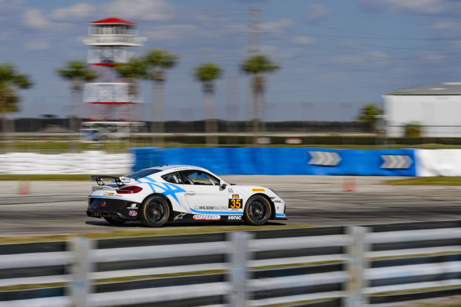  Porsche Cayman GT4 Clubsport 2015 года  (фото 10 из 40)